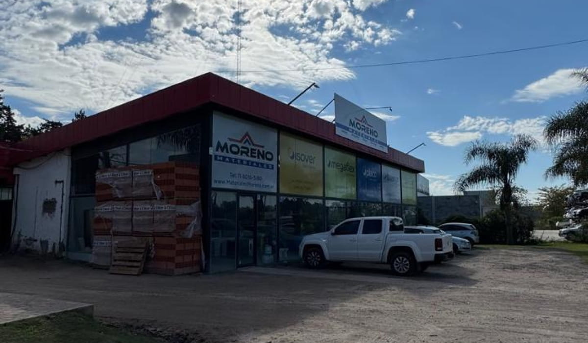2 BathroomsBanos,Galpón / Salón de Eventos,En Venta,1412