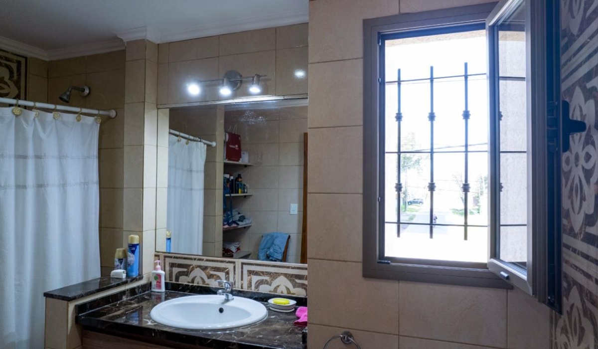 4 Habitaciones Habitaciones,4 BathroomsBanos,Casa,En Venta,1423