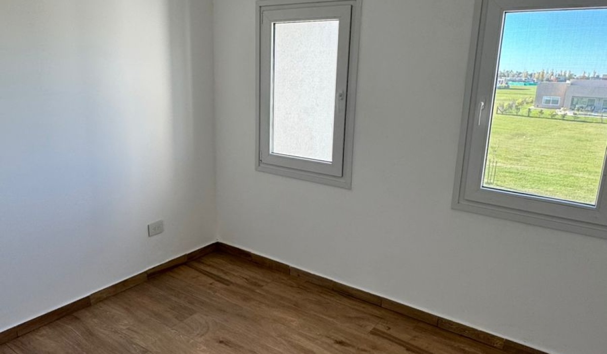 7 Habitaciones Habitaciones,6 BathroomsBanos,Barrio Cerrado,En Venta,1444