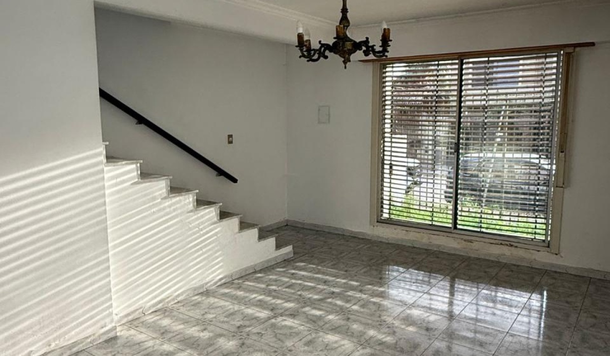 3 Habitaciones Habitaciones,2 BathroomsBanos,Casa,En Venta,1446