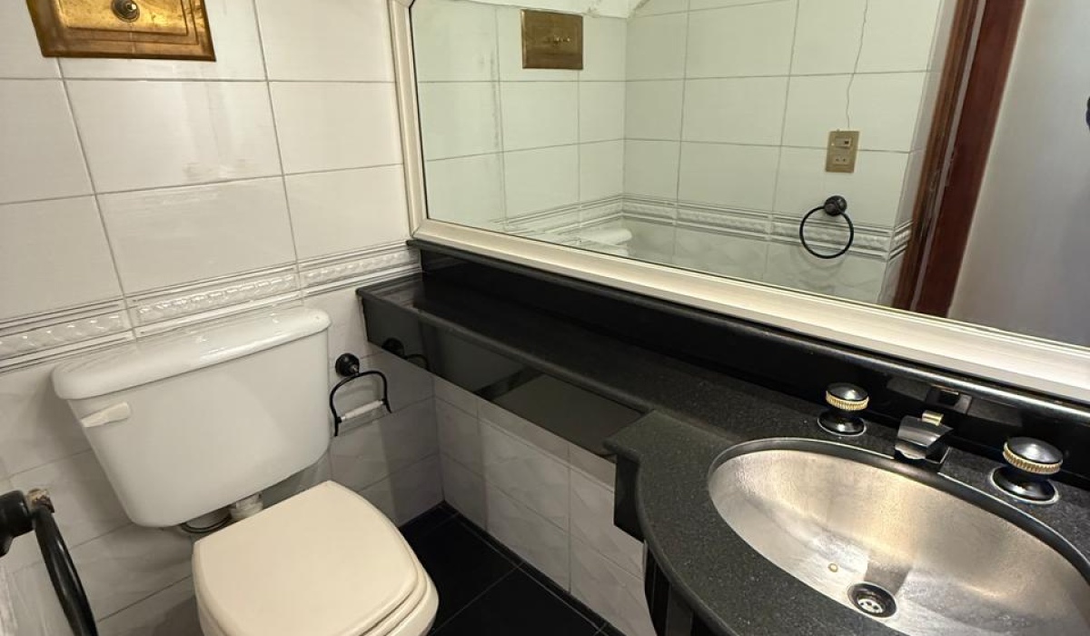6 BathroomsBanos,Casa,En Venta,1450