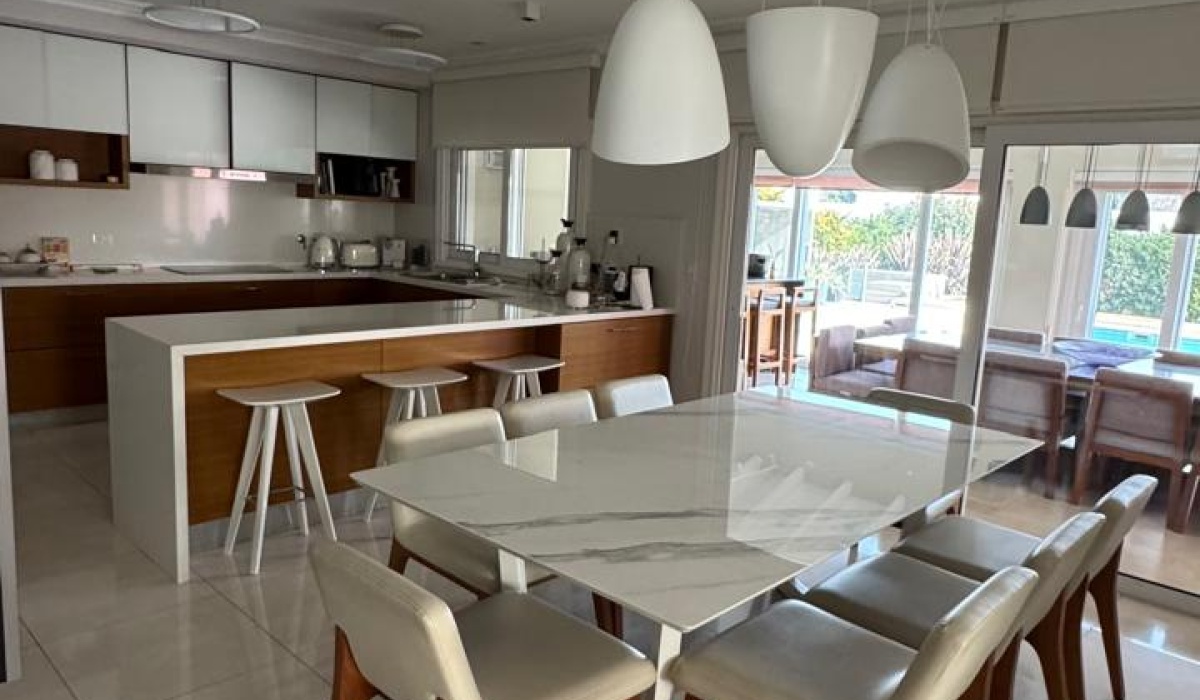 3 Habitaciones Habitaciones,3 BathroomsBanos,Barrio Cerrado,En Venta,1468
