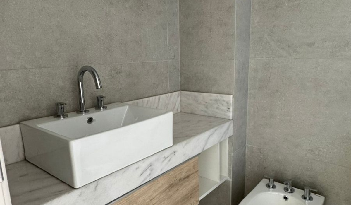 1 BañoBanos,Depto,En Venta,1481