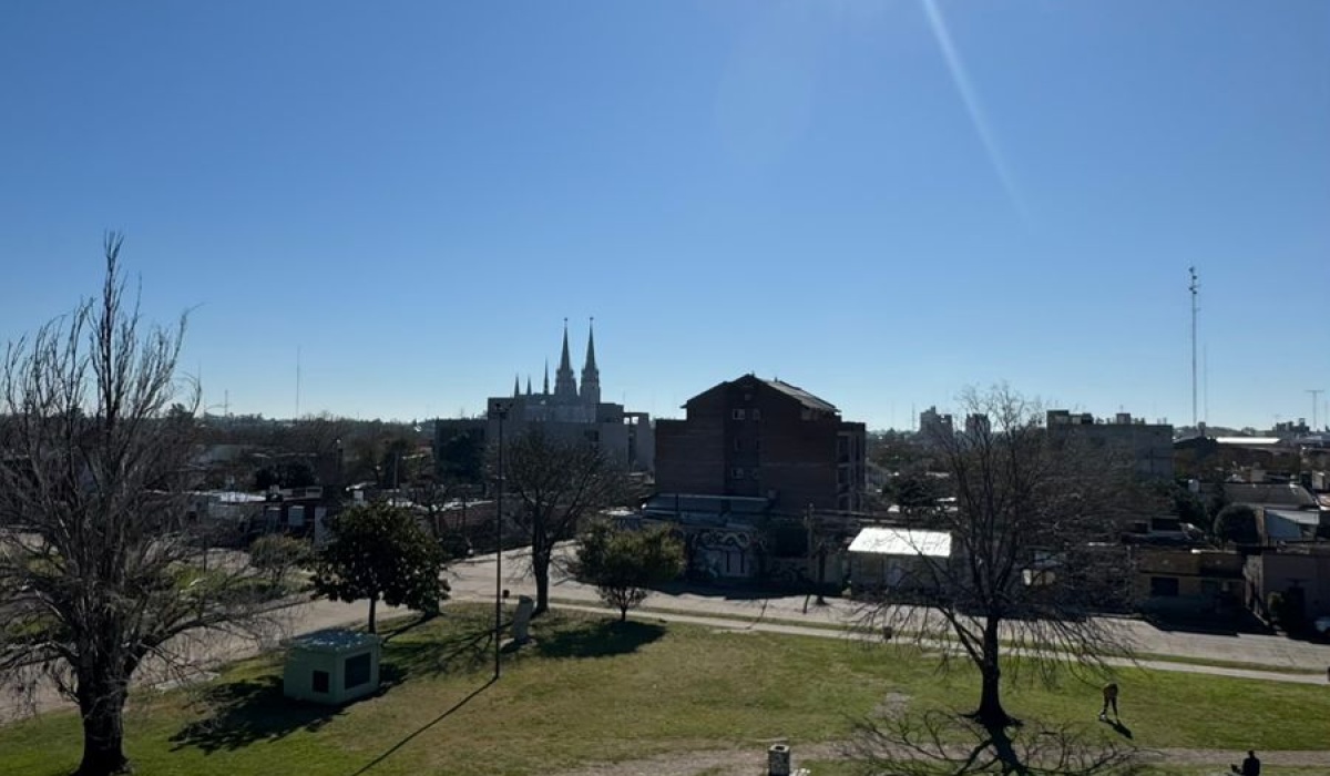 1 BañoBanos,Depto,En Venta,1481