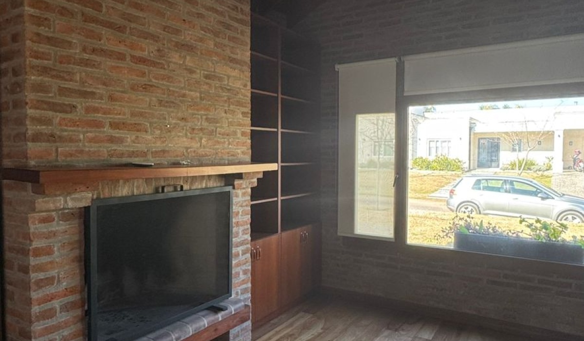 4 Habitaciones Habitaciones,3 BathroomsBanos,Barrio Cerrado,En Venta,1484