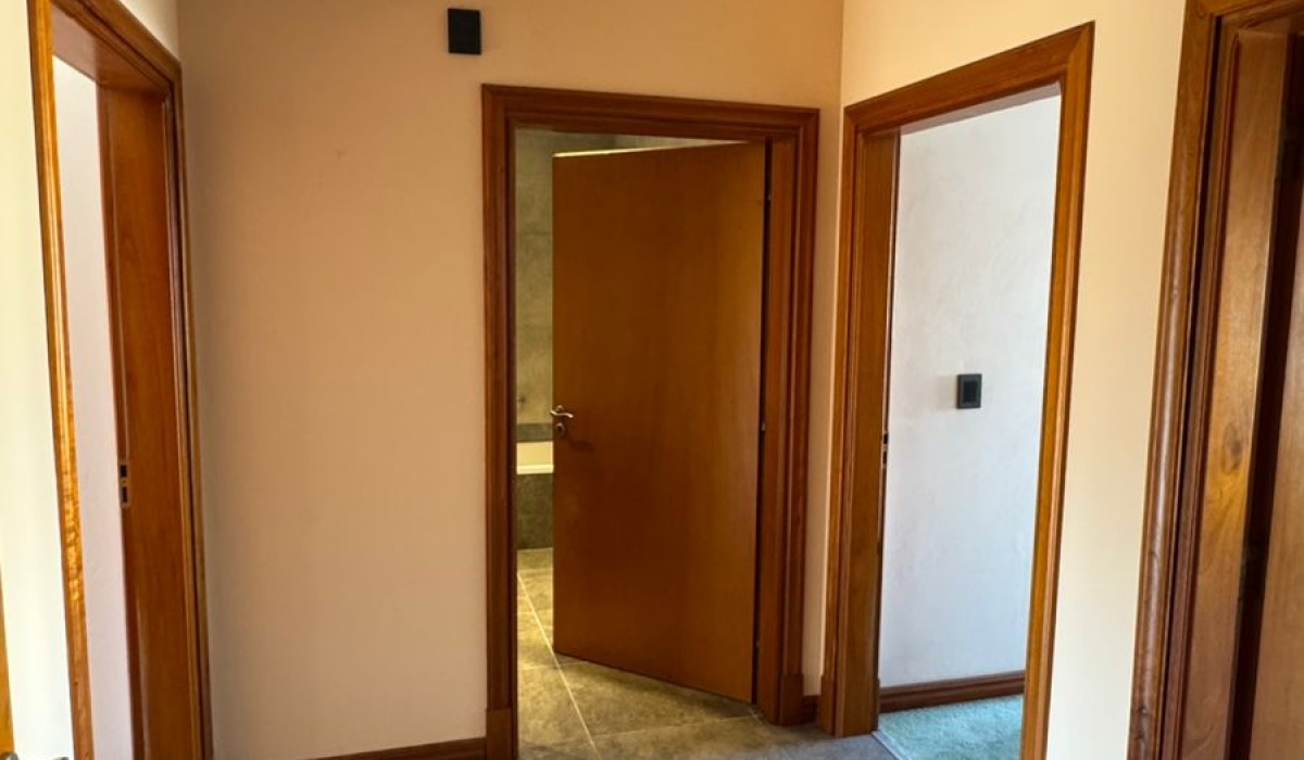 4 Habitaciones Habitaciones,3 BathroomsBanos,Barrio Cerrado,En Venta,1484