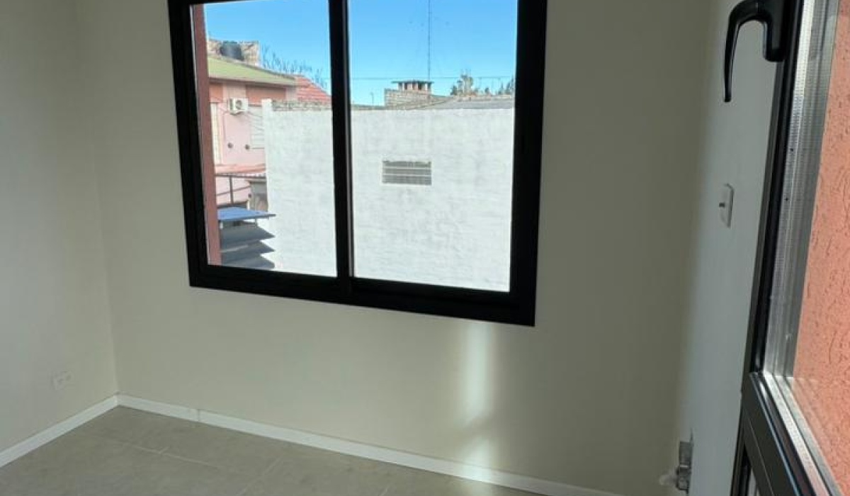 2 Habitaciones Habitaciones,2 BathroomsBanos,Depto,En Venta,1490