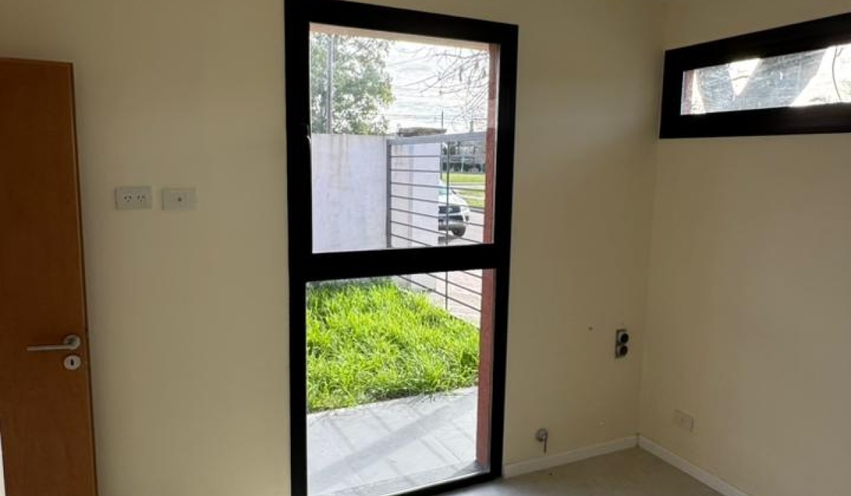 2 Habitaciones Habitaciones,2 BathroomsBanos,Depto,En Venta,1490